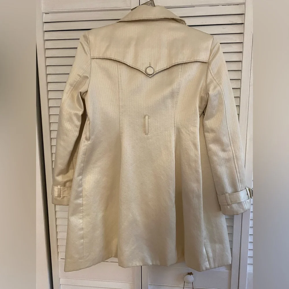 Jacket - Picture 3 of 3